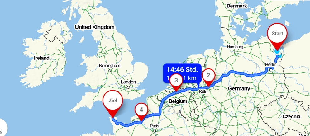 Das ist die Reiseroute von Deutschland nach Frankreich bis zum Fährhafen in Roscoff.