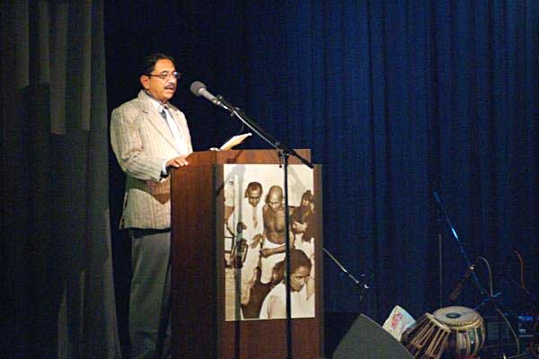 Mr. Yogesh Goda delivering his speech "My Grandfather's Life With Mahatma Gandhi In South Africa".