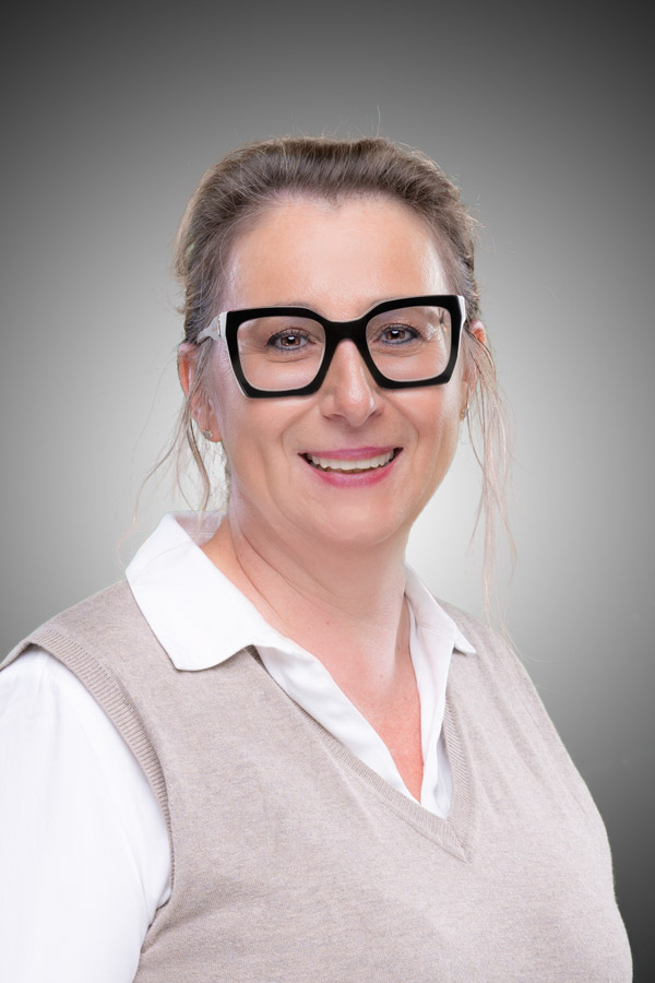 Andrea Zeis, BA