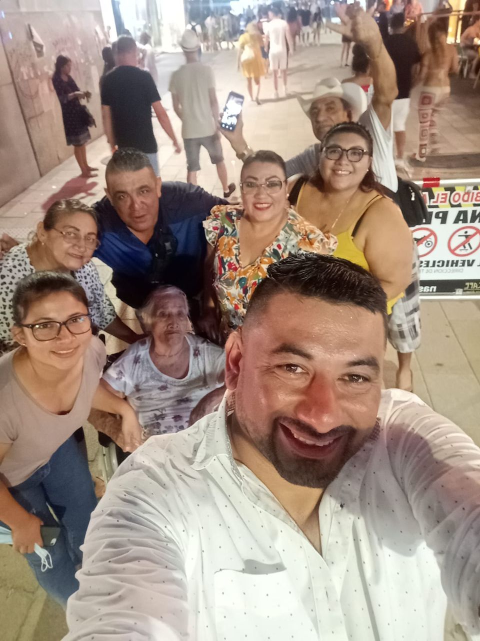 Cruz Pérez vivía más que feliz al lado de sus hijos. 