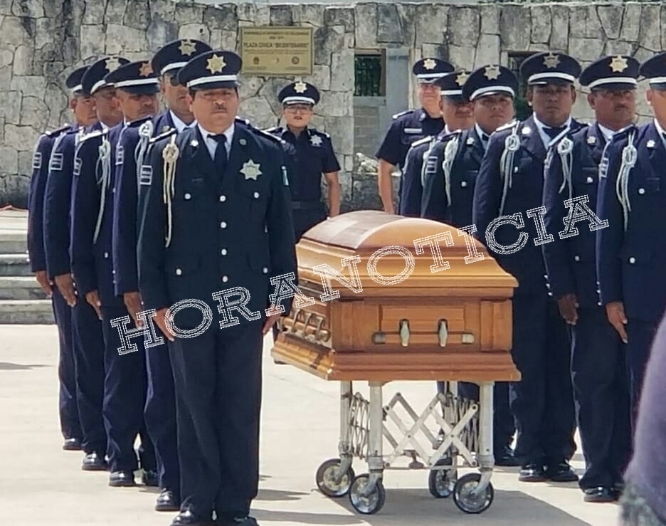 Minuto de silencio para el comandante "Talio" 