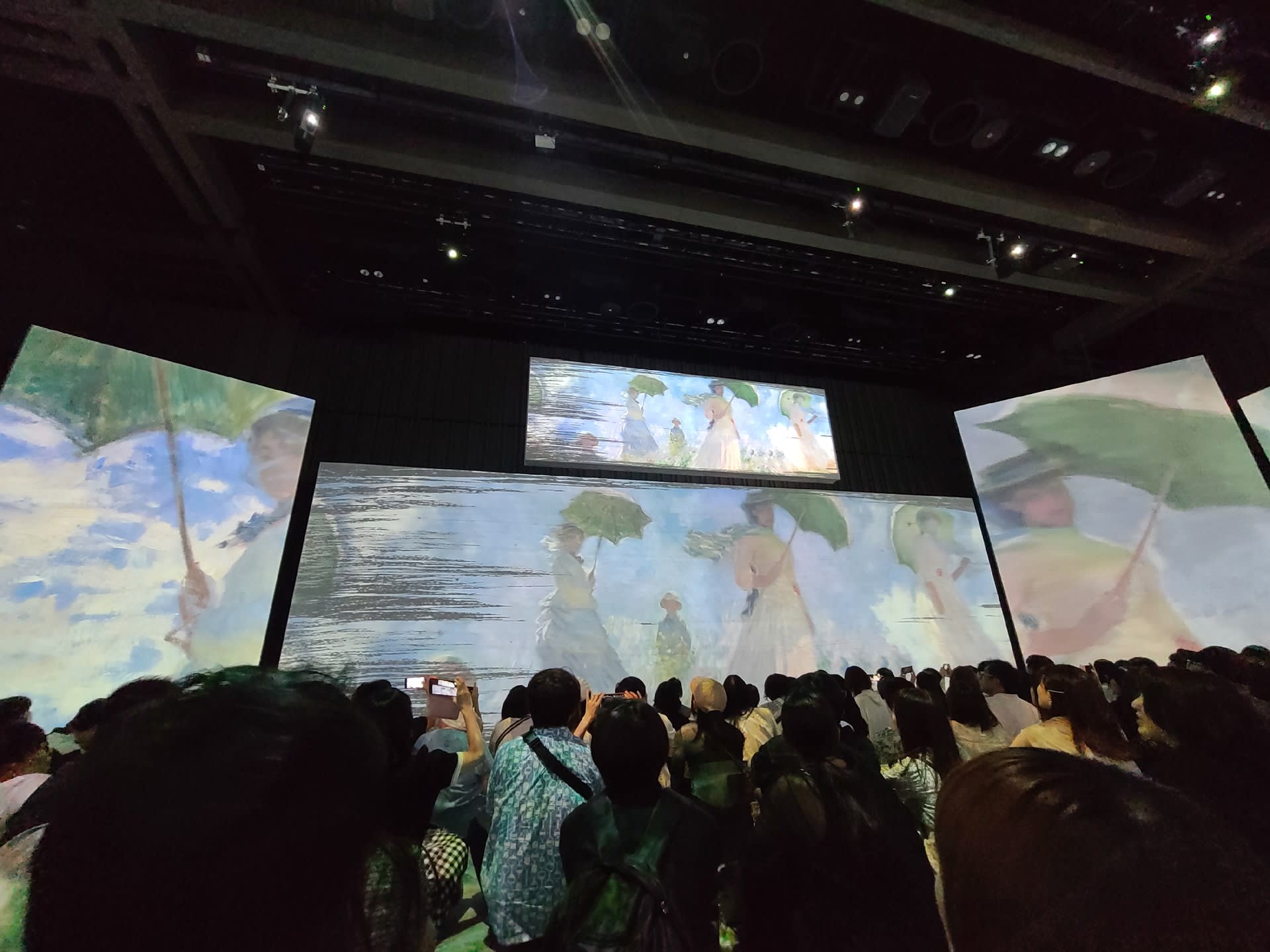 没入型モネ展に感じるテクノロジー