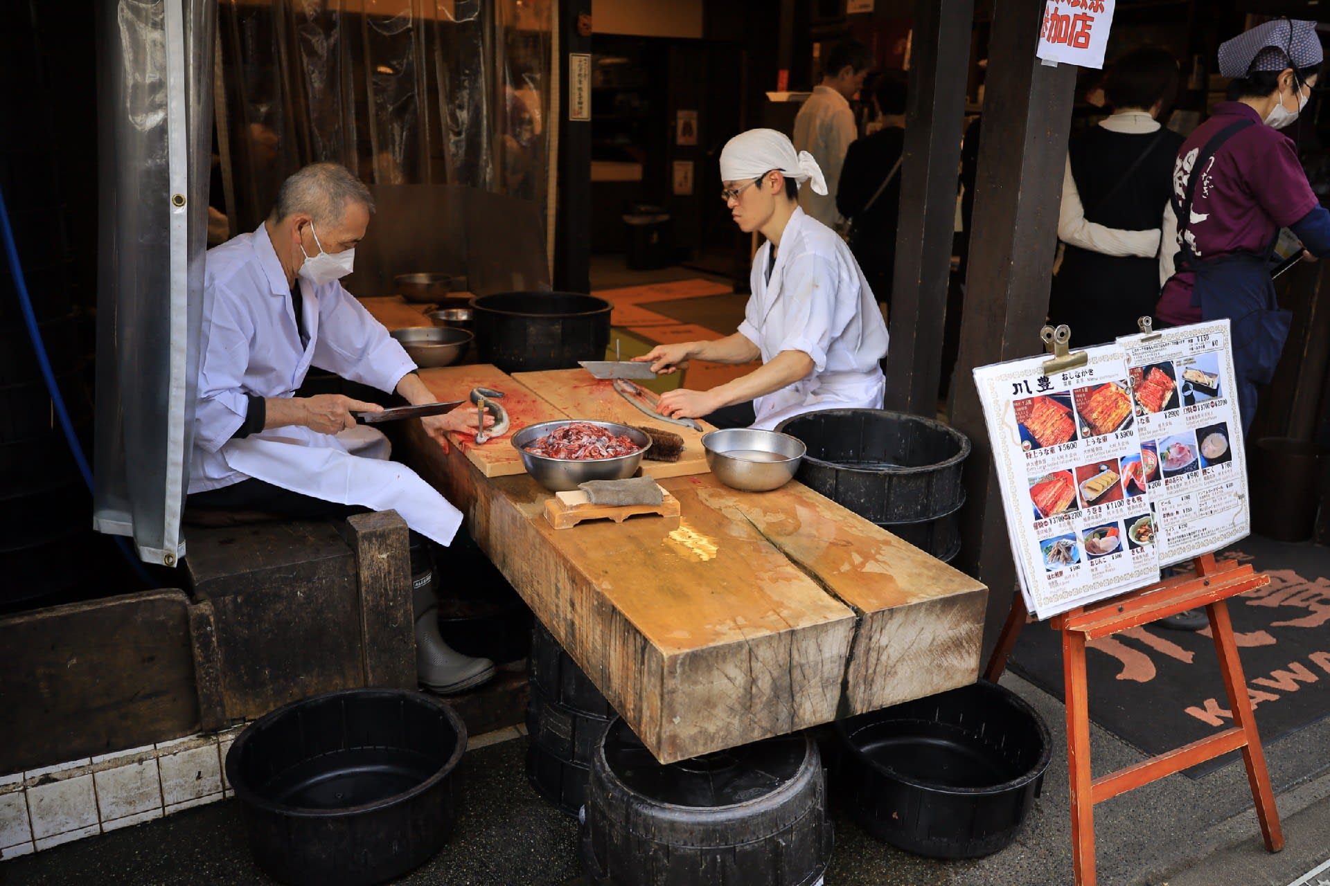 鰻の店頭調理で集客／成田