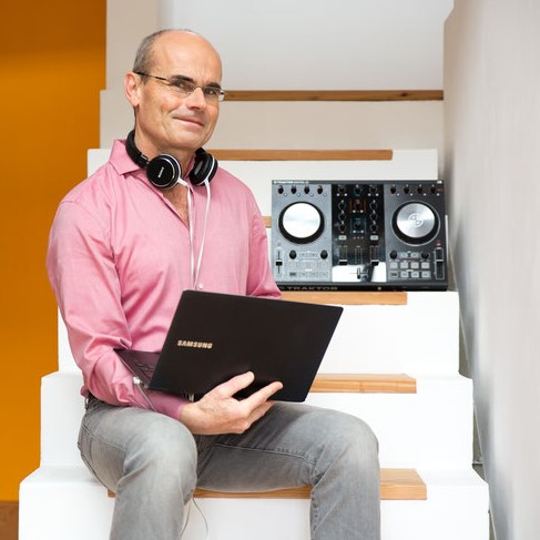 DJ Hans / DJ Juan