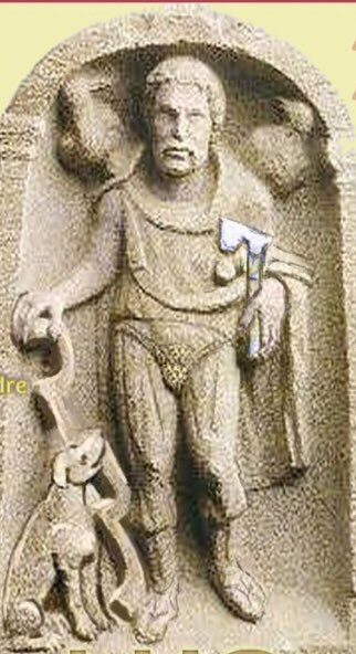 Envoyé par Deuontos. Ésus le dieu paisible tient une branche en guise de bâton. Le chien incarne la fidélité sans limite. Les oiseaux le ciel.