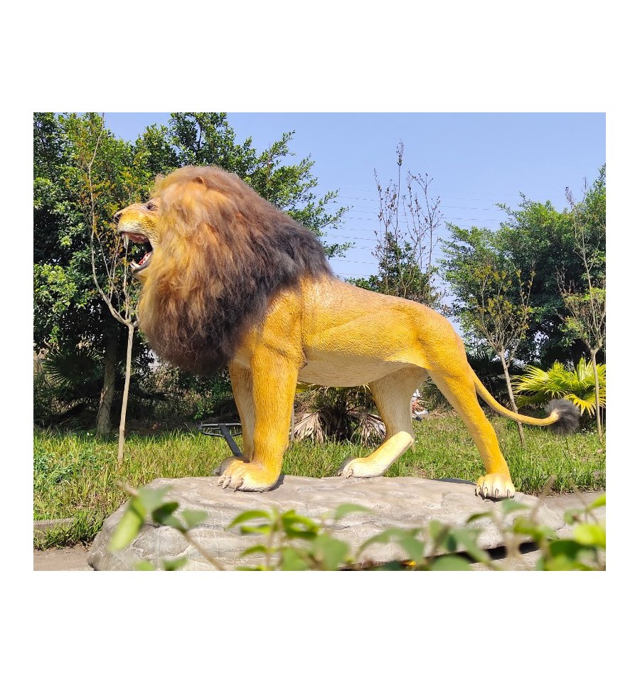 León Animatrónico – Figura Realista con Movimiento para Decoración Temática y Experiencias Inmersivas