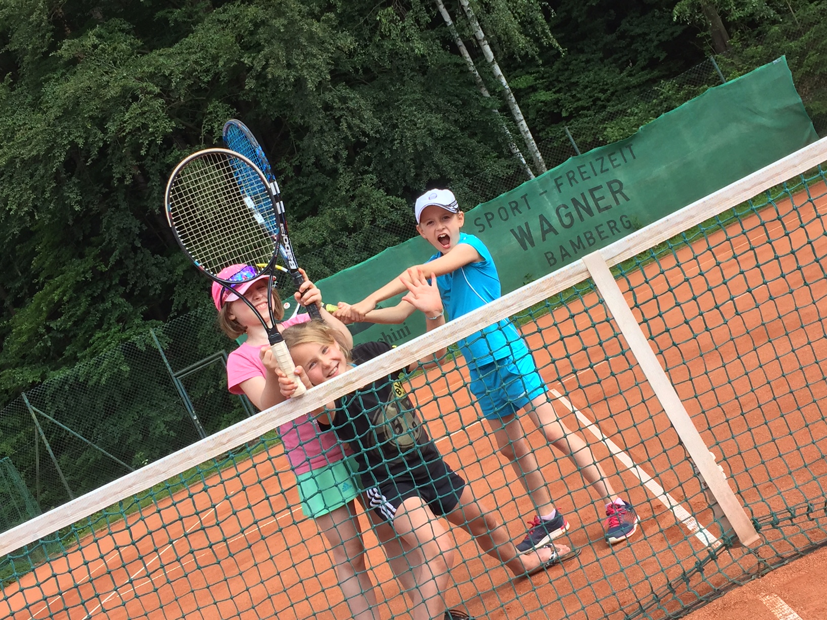 "Frauenpower " v.l. Marie, Maxi und Elina