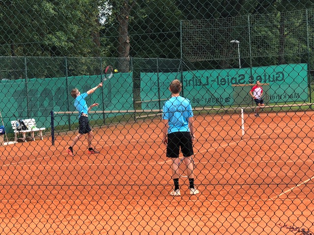 Malte (vorn) und Luis im 3er Doppel