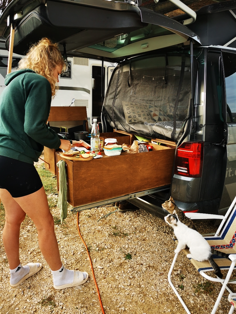 ... und würden eine gute Bewertung fürs Frühstück dalassen. Wir lassen eine gute Bewertung für den Riverside Campingplatz da. ❤️