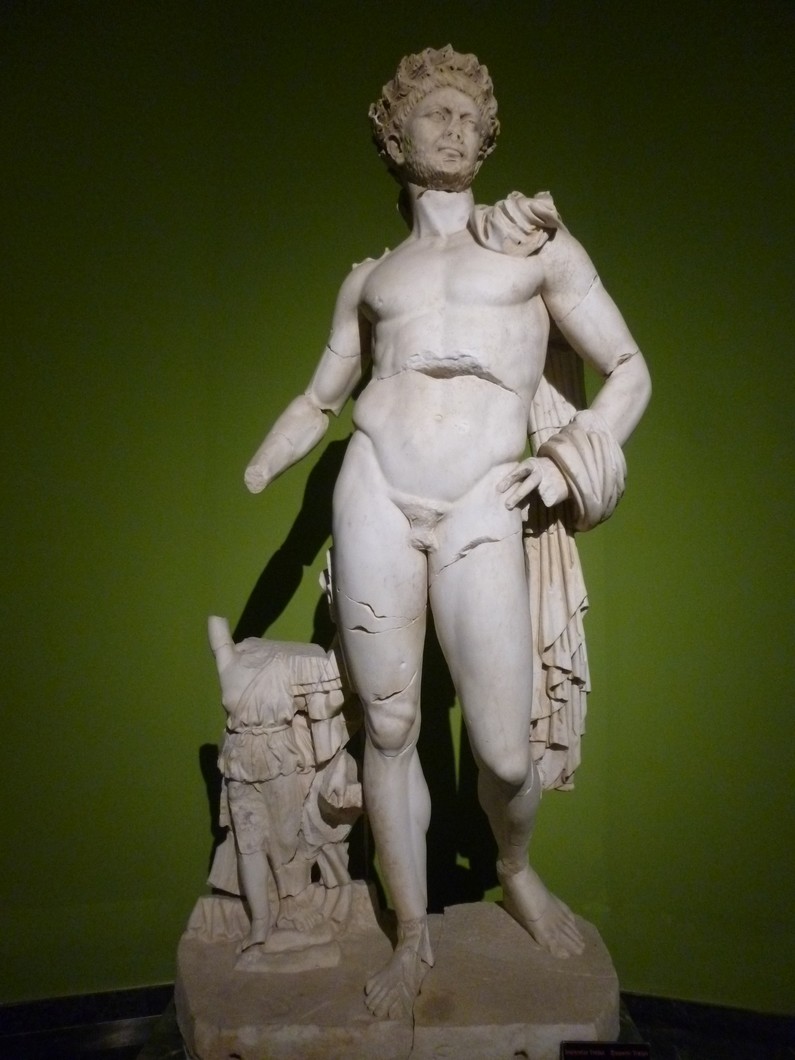 Musée archéologique d'Antalaya -l'Empereur Trajan à poil