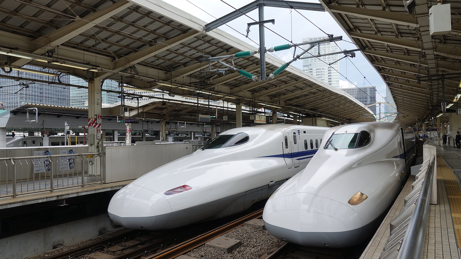 Die schnellen und pünktlichen japanischen Züge machen einen Japanbesuch sehr angenehm