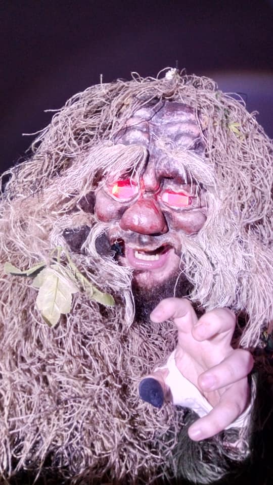 Das HinterHofTheater - HzweiT - das HinterHofTheater aus Hungen!