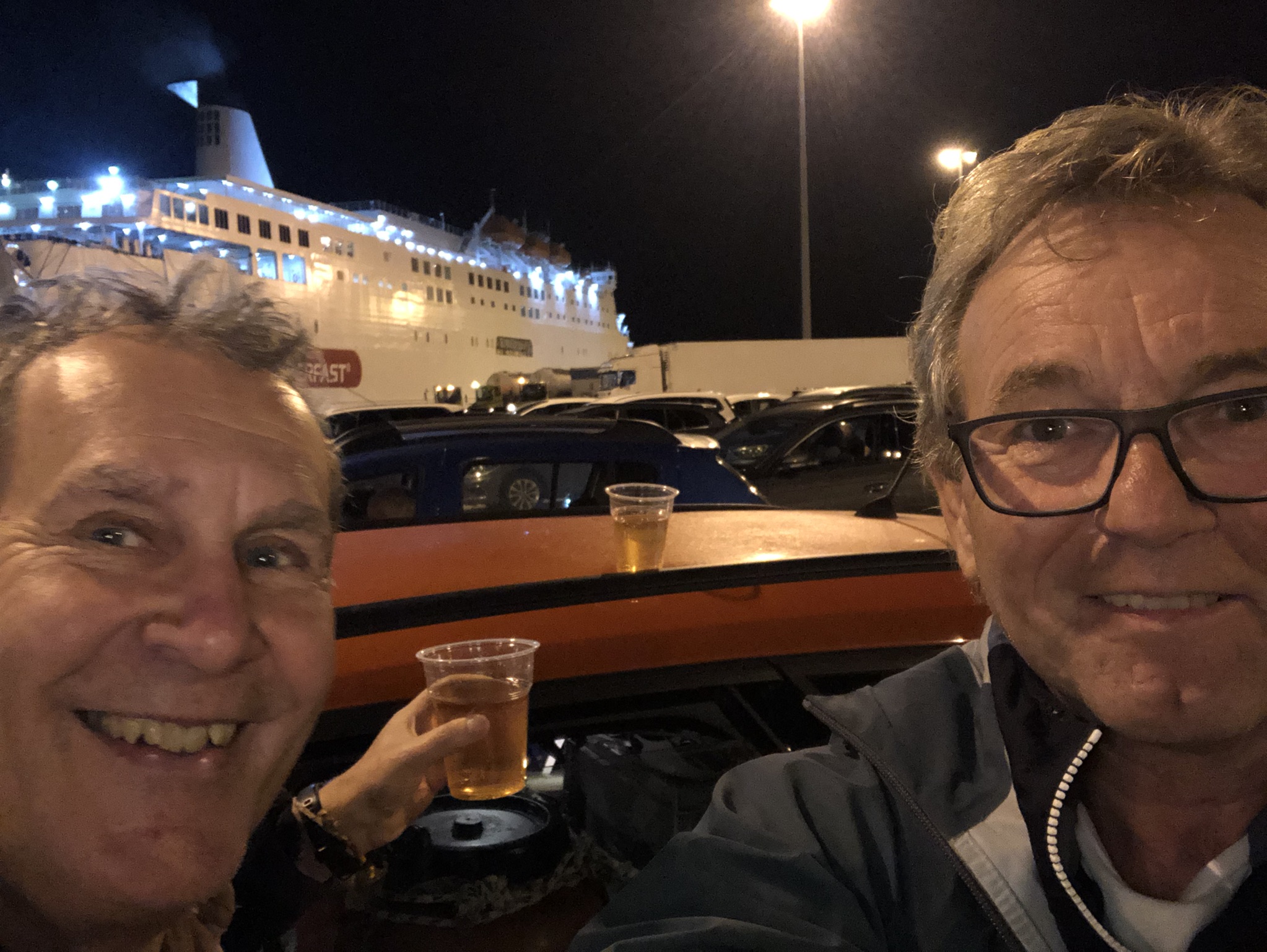 ... m Hafen von Patras