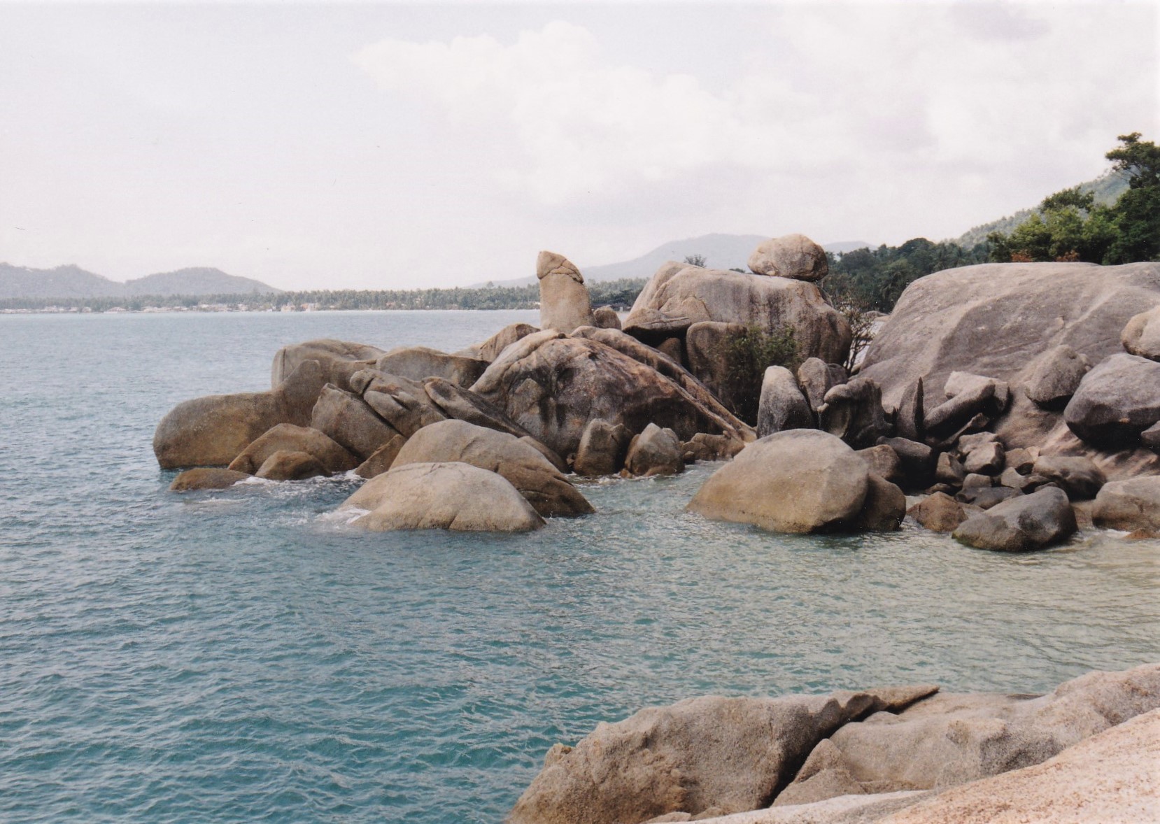 Hin Ta - Hin Yai (Grandfather's-Grandmother's Rocks)