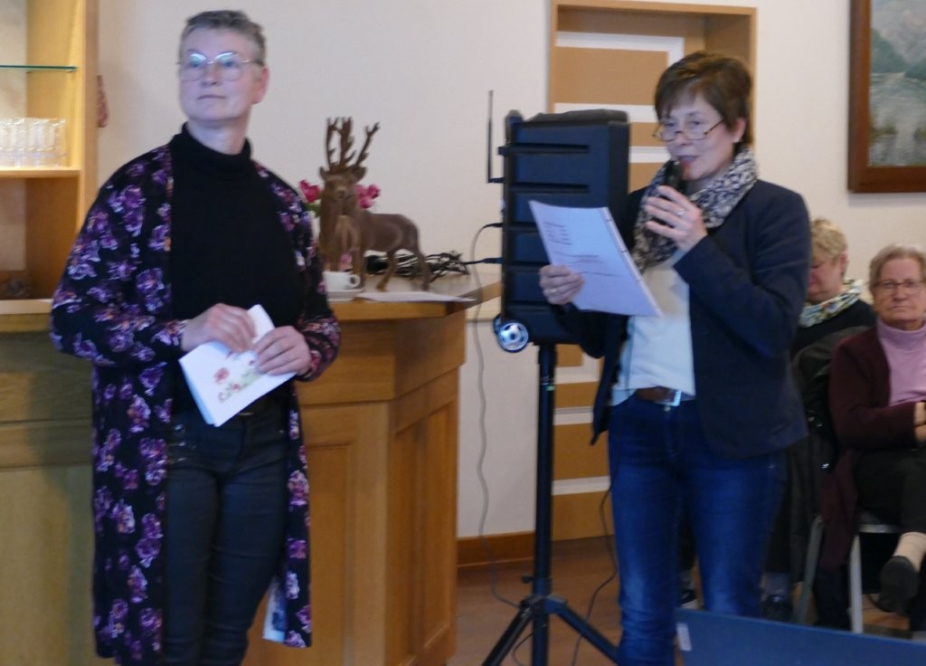 Elisabeth Meyer zu Natrup stellt Kassenbericht vor