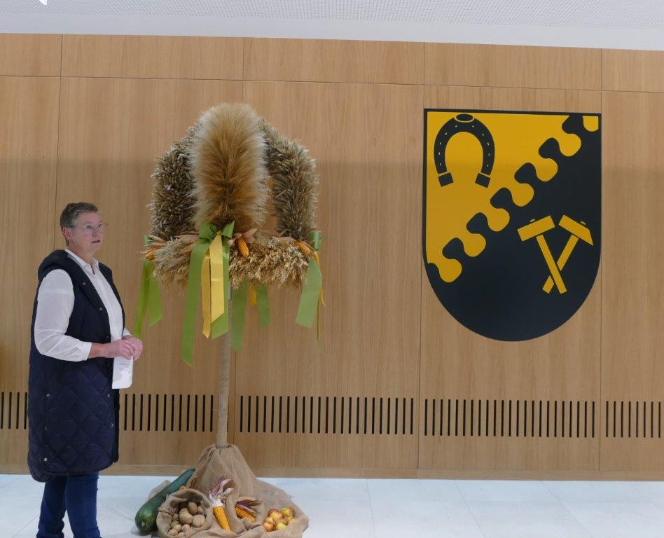 Annemarie Große Börding: Erklärung zur Erntekrone