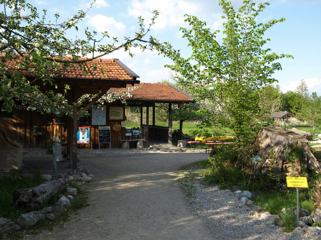 Schulungs- und Infohaus