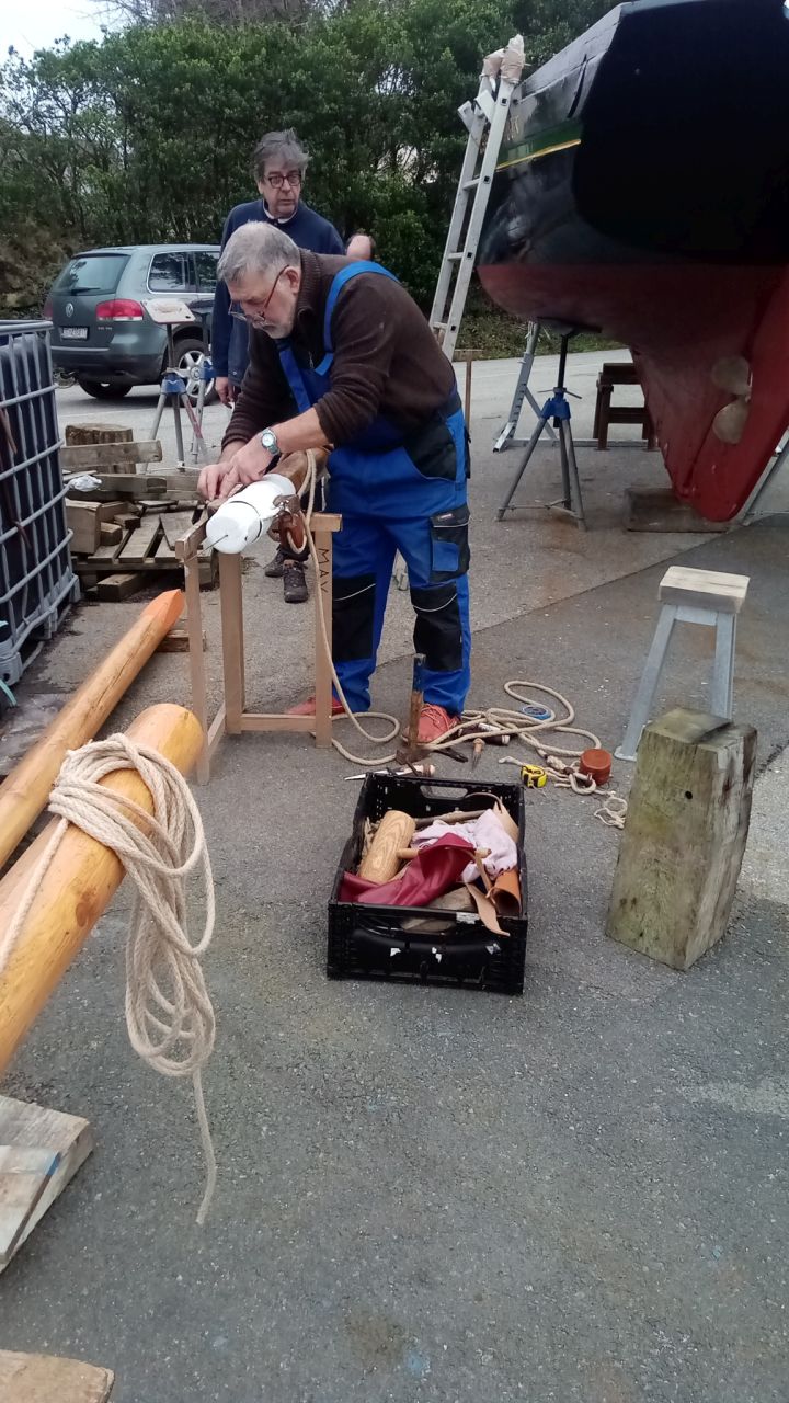 On continue les travaux à l'extérieur