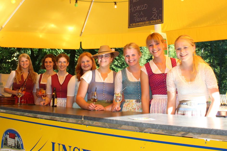 Unsere hübschen Barmädels, Irlachweiherfest Bad Aibling