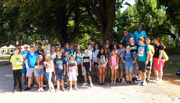 Gruppenbild der Teilnehmer. (Bildnachweis: Rolf Keller)