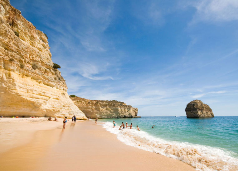 praia-cova-redonda-beach-porches-algarve