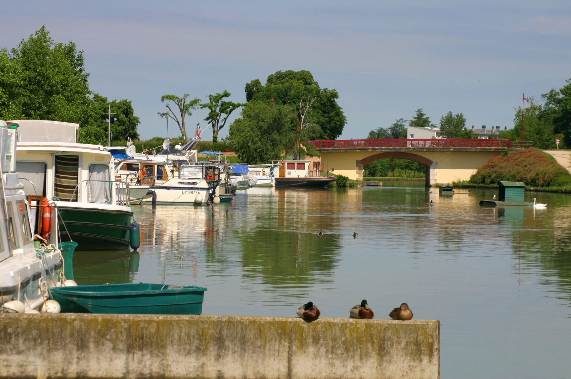 Le port de Castelsarrasin. (Dept 82)