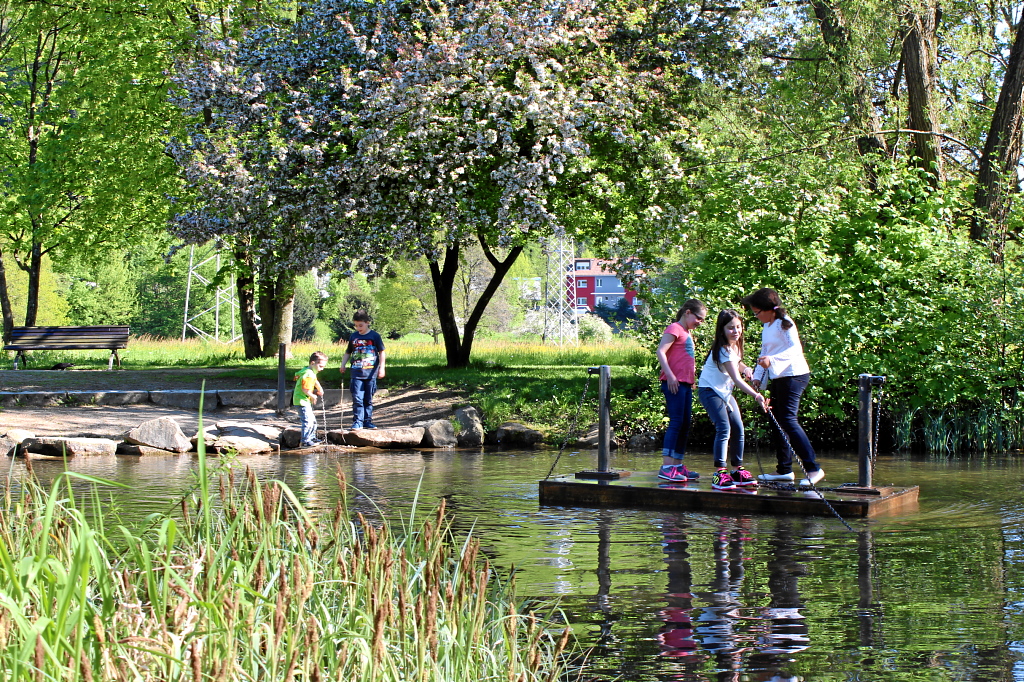Spielplatz mit Wasserpark