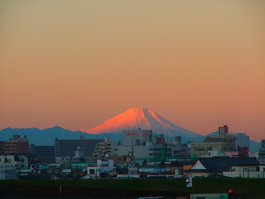 2003年１２月１３日　葛飾区西小菅公園前の土手から