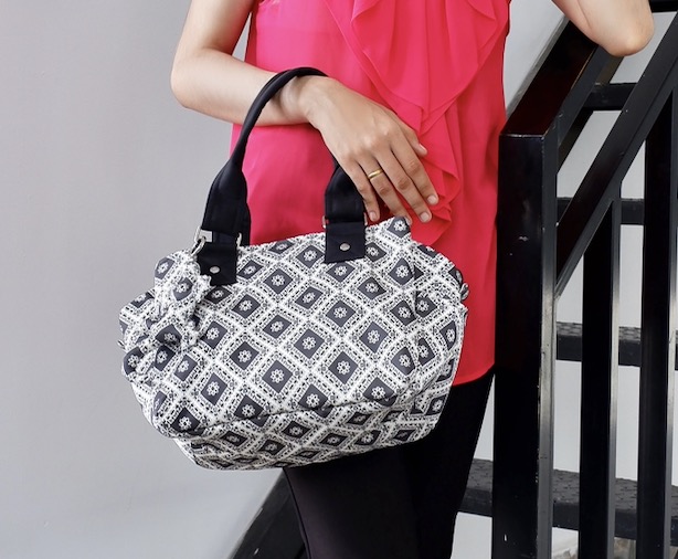 Newキューブトート ¥6,930(税込)