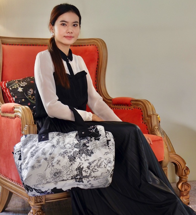 ミディアム・トート¥8.360(税込)