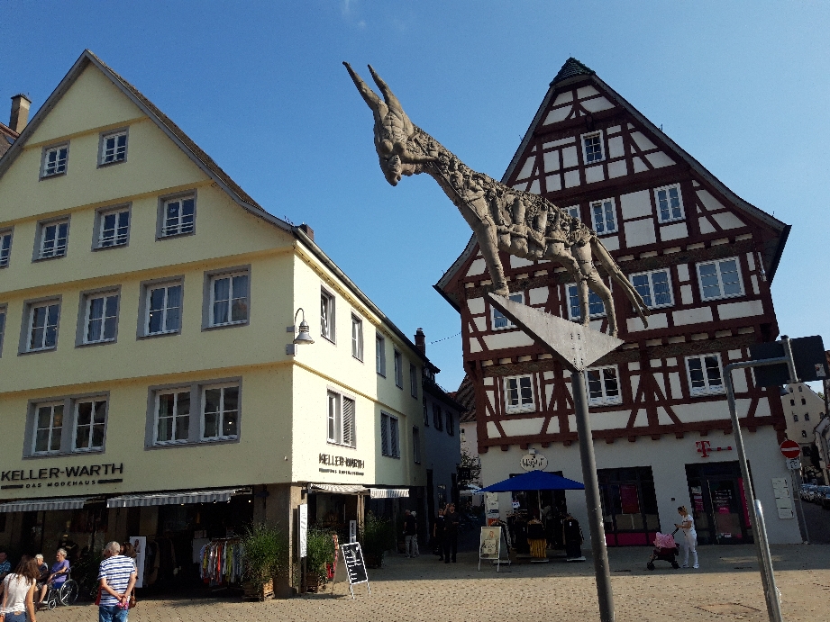Der Esel von Peter Lenk