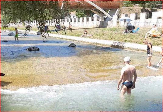 Erfrischung im Fluss Sangro 