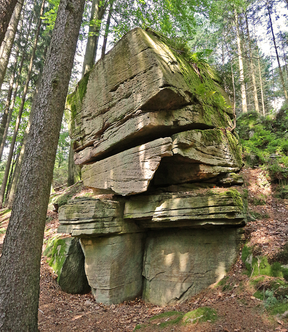 Große Steine.