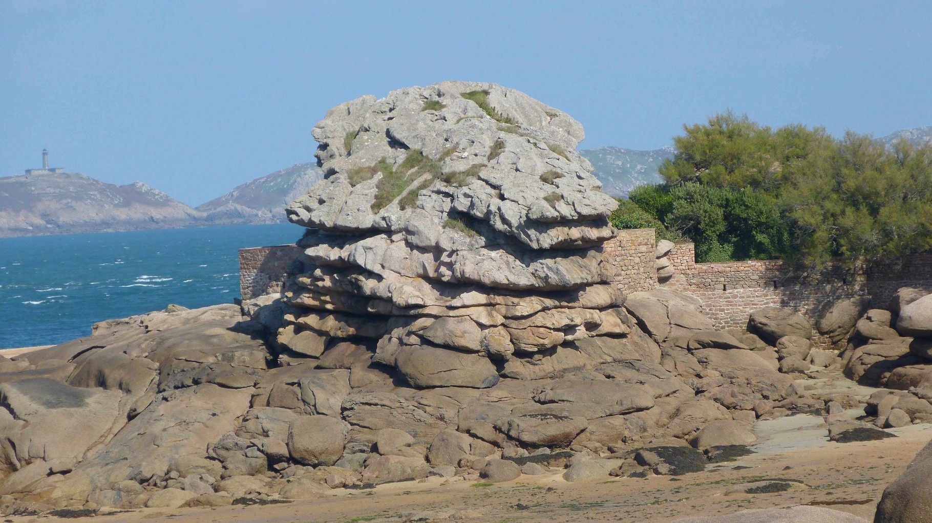 Bretagne - Tregastel, Plage du Coz Pors - Rosa Granitküste