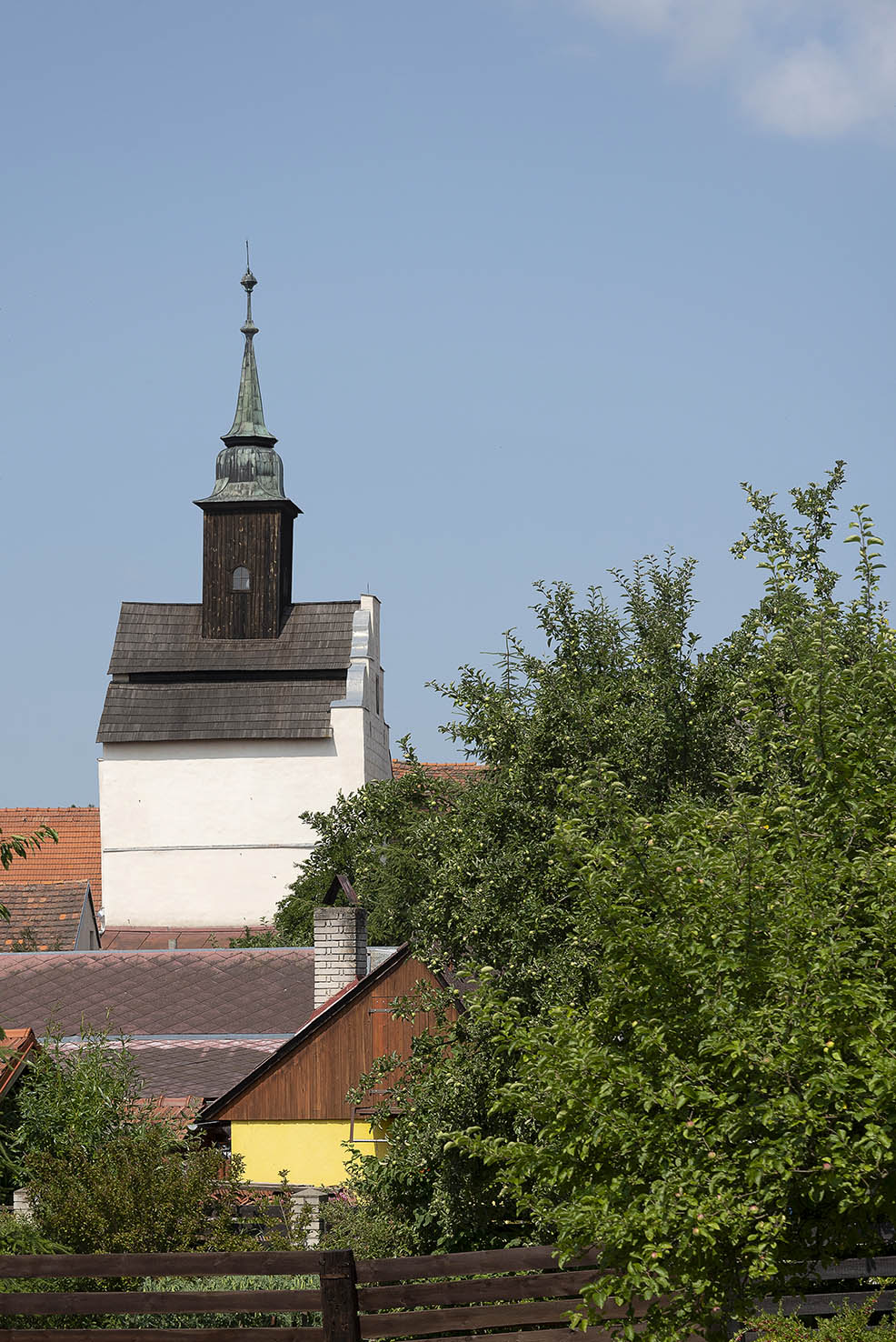 Zlabings/Slavonice/CZ, Holzturm von Stadttor (Rotes Tor), 11.7.2023