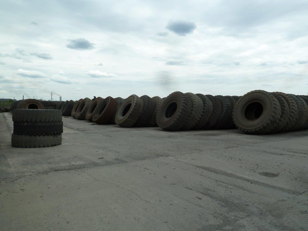 Tyre Graveyard, Ukraine 2013