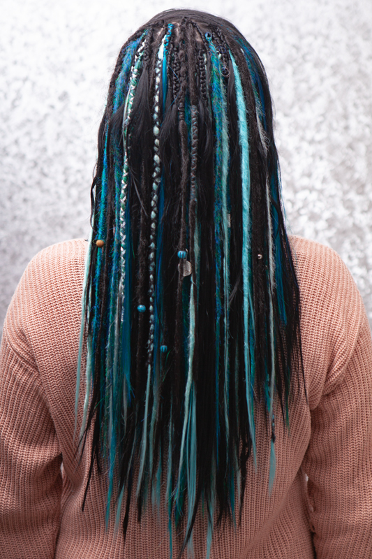 Einzelne Dreadlocks - SchneePunzel - professionelle Haarverlängerungen 
