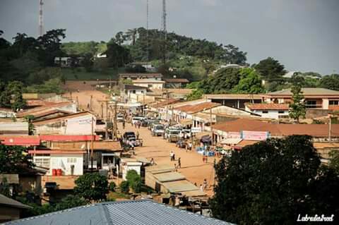 Sa'a. Une vue de la ville