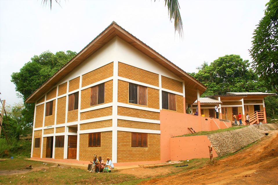 Dibang -auditorium-NGodi-Si réalisé par organisation humanitaire Afrique Future