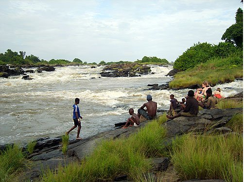 Batschanga. Au bord des chutes de Natchigal