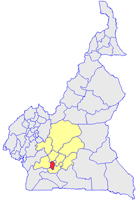 Le Département de la Mefou et Akono (en rouge) et les autres départements de la région du Centre (en jaune) sur la carte administrative du Cameroun