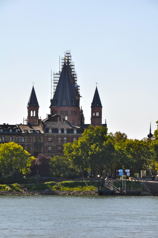 Blick von Kastel auf Dom zu Mainz (c) Dombauverein Mainz