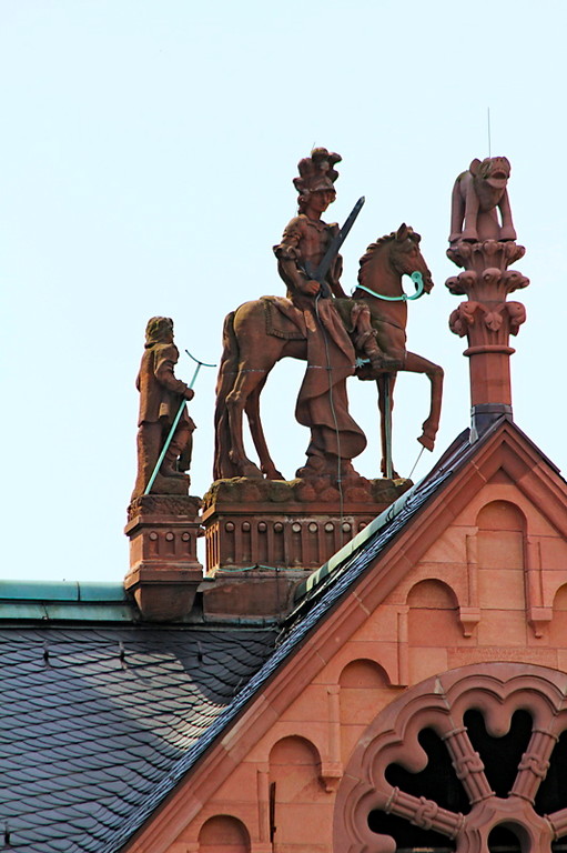 St. Martin auf den Dächern des Doms (c) Bistum Mainz