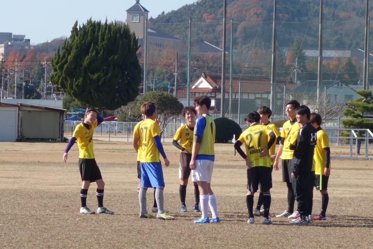 Whistle Whistle 広島大学 フットサルサークル Whistle Whistle 広島大学 フットサルサークル