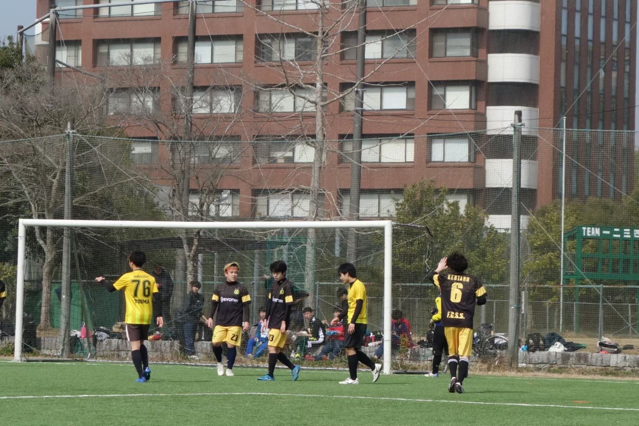 Whistle Whistle 広島大学 フットサルサークル Whistle Whistle 広島大学 フットサルサークル