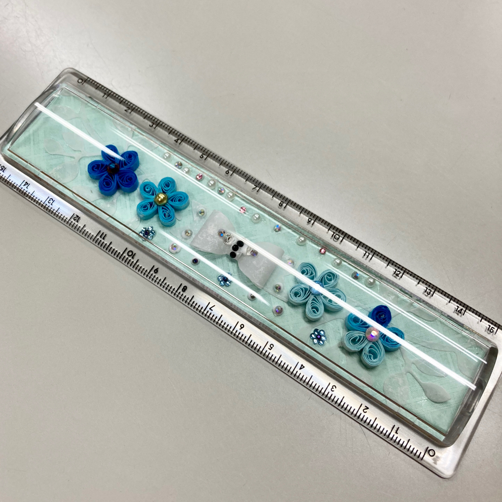 Ｓちゃん作「お花の定規」
