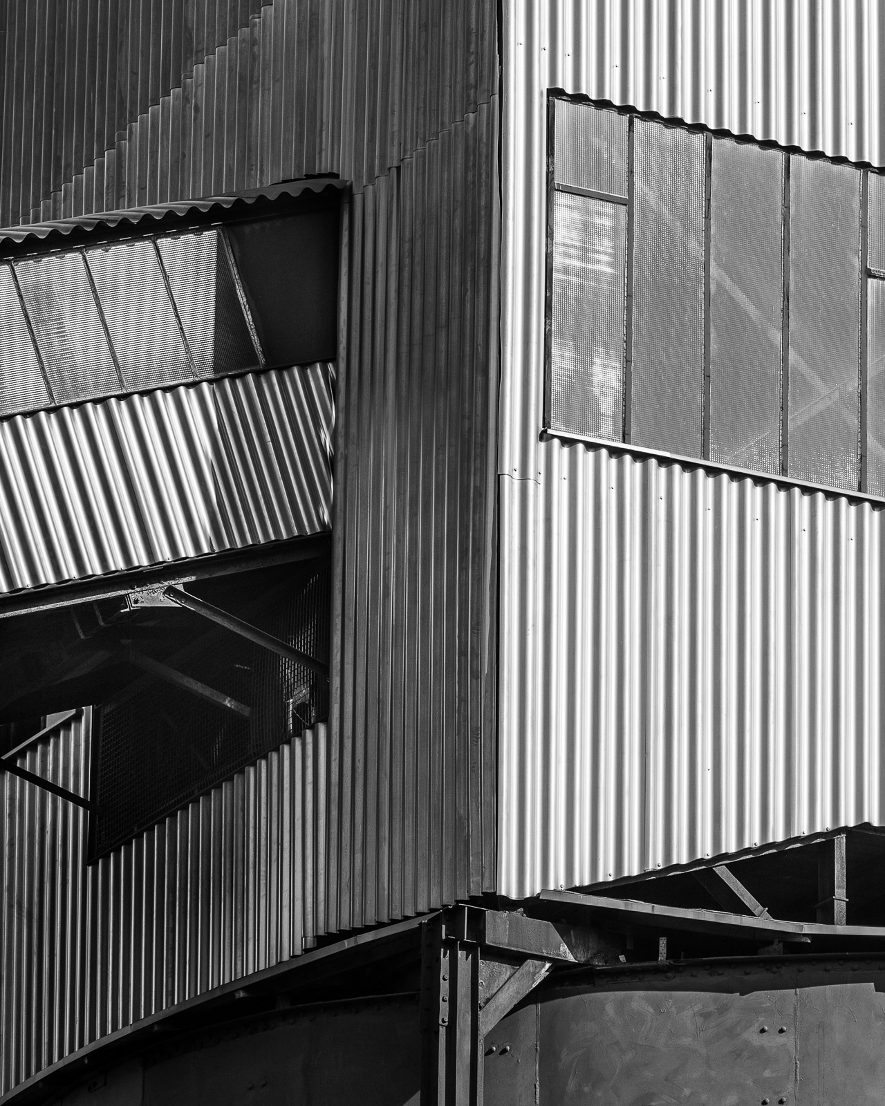 Colliery buildings I – Völklingen 2015