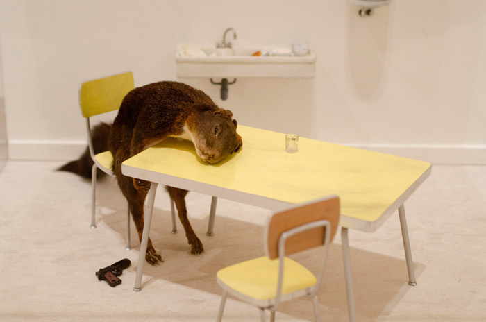 Маурицио Кателлан. Bidibidobidiboo. 1996. Инсталляция. Фото: courtesy Whitechapel Gallery