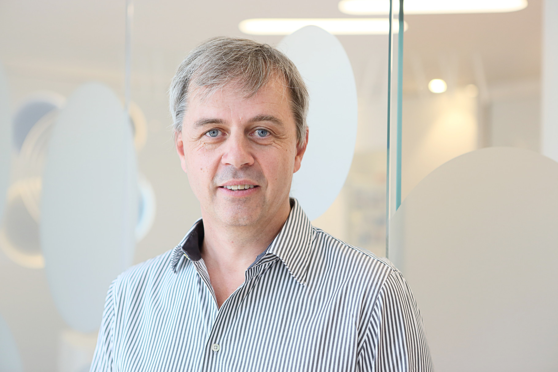 Biografie neurochirurgiedrhuber.de