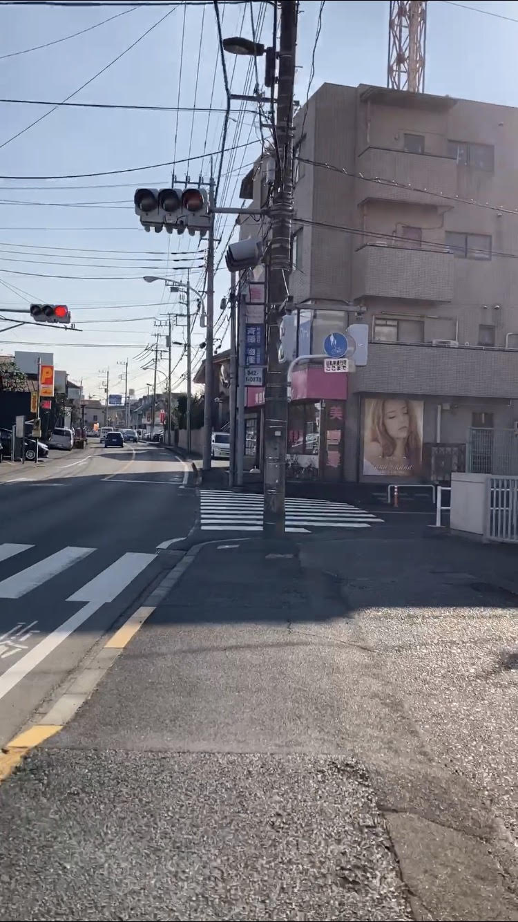 バス停からローザまでを道案内